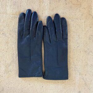 Elegant Black Leather Gloves